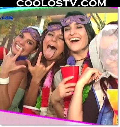 TabataTaniaBodabus0_001