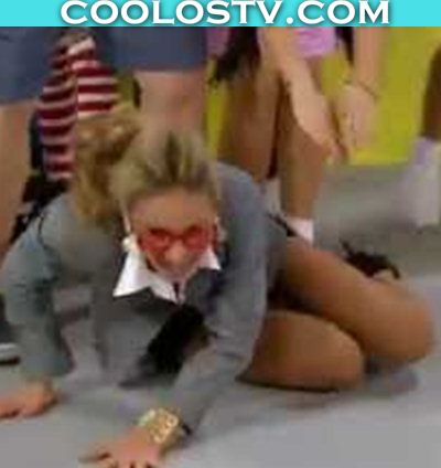 Ximena Cordoba Upskirt Sexy Maestra.jpg